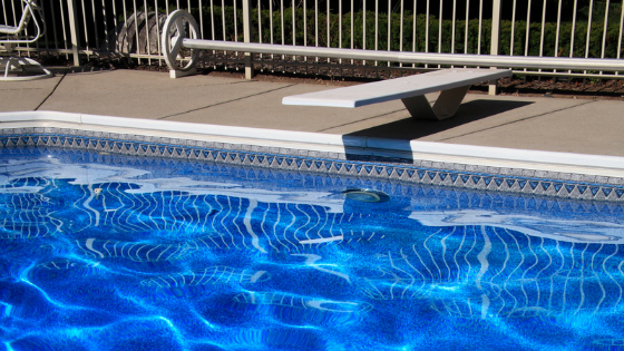 4 Ways to Get Rid of Water Bugs in Pool Water